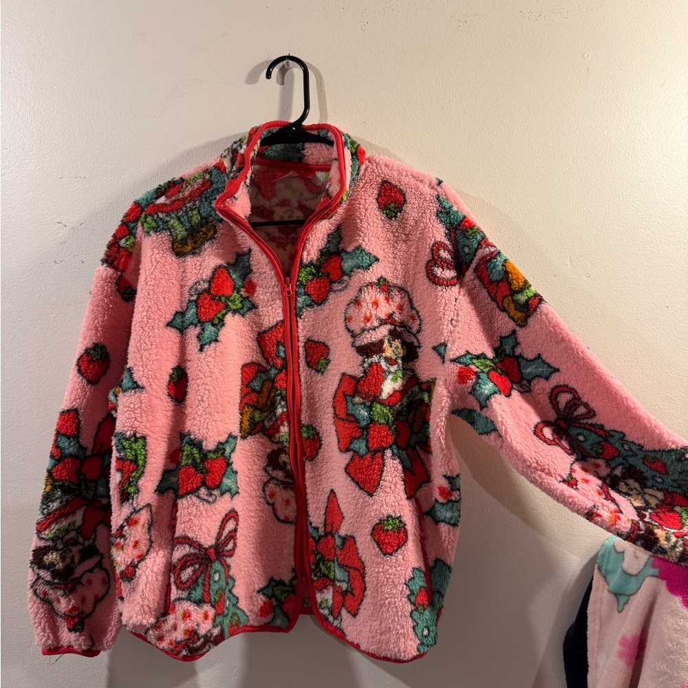 Strawberry Shortcake Christmas Long Sleeve Split Zip Fleece Jacket JR XS NWT